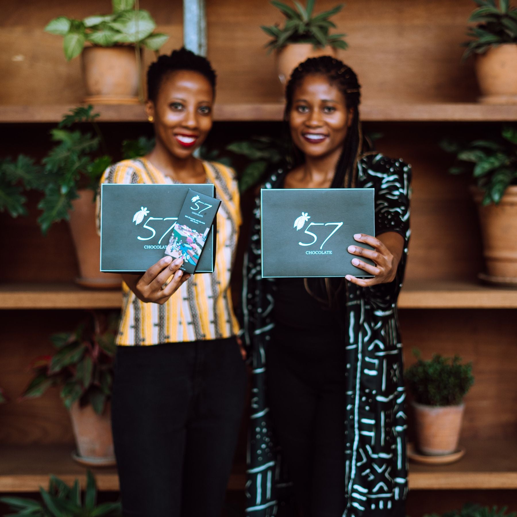 黒20、チョコ20 楽天市場】黒にんにく チョコレート 180g（60g×3） 沢田ファーム 青森