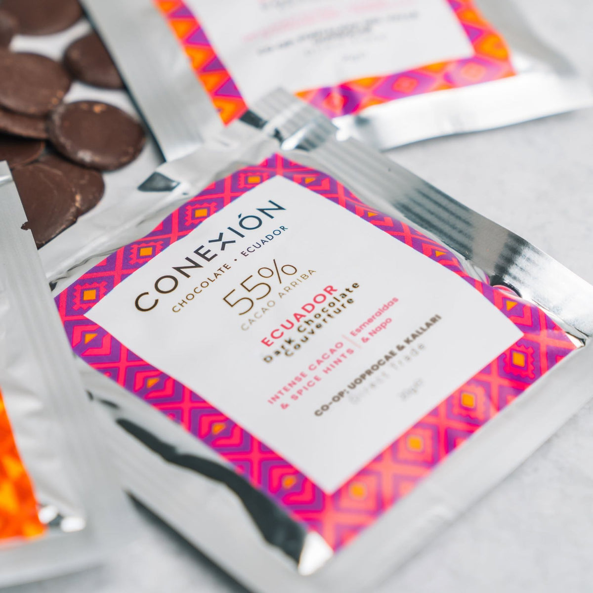 Conexión Chocolate Ecuador 55% Vegan Dark Chocolate Couverture - 20g Mini Bag